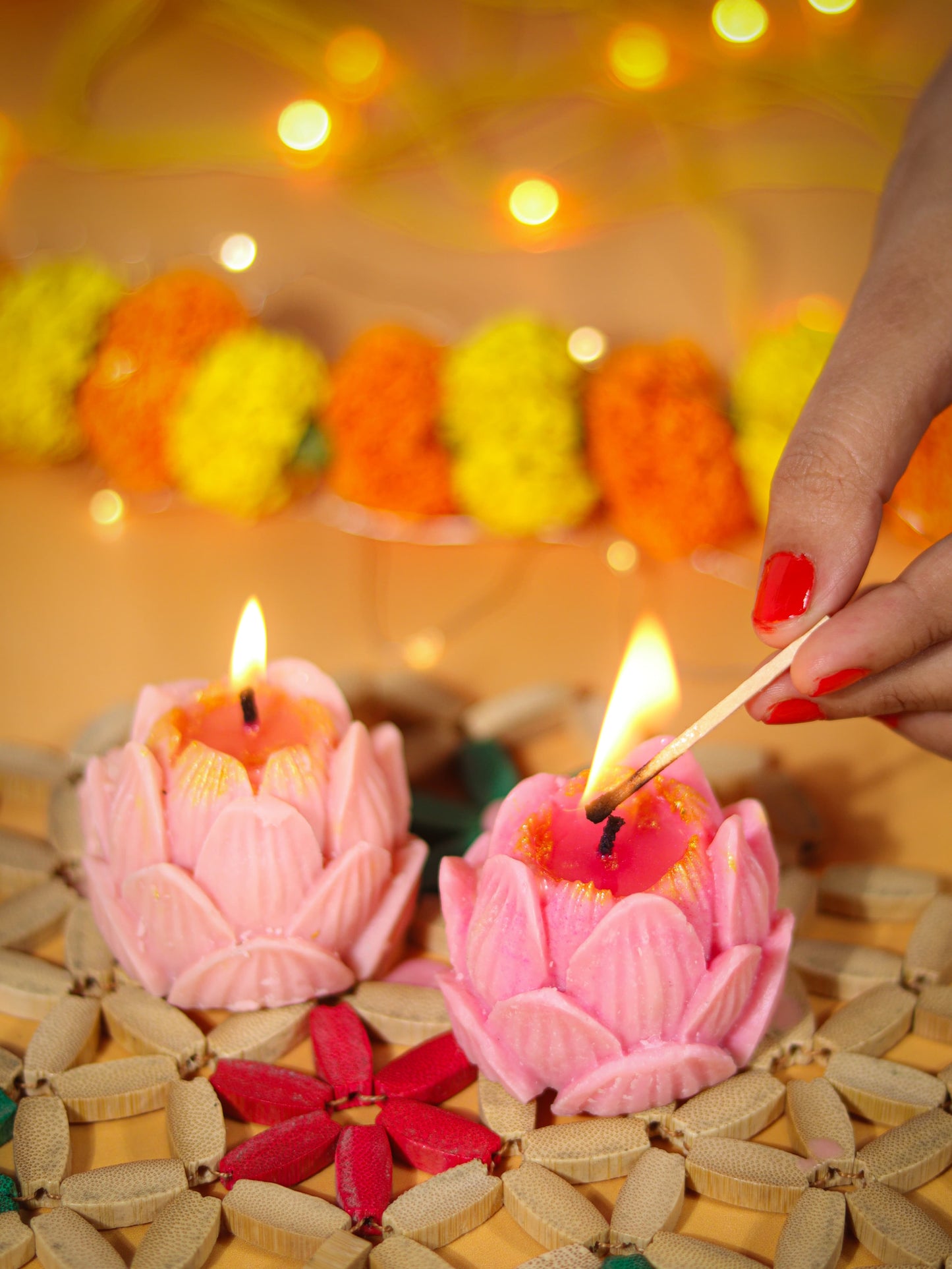 Lotus Candle